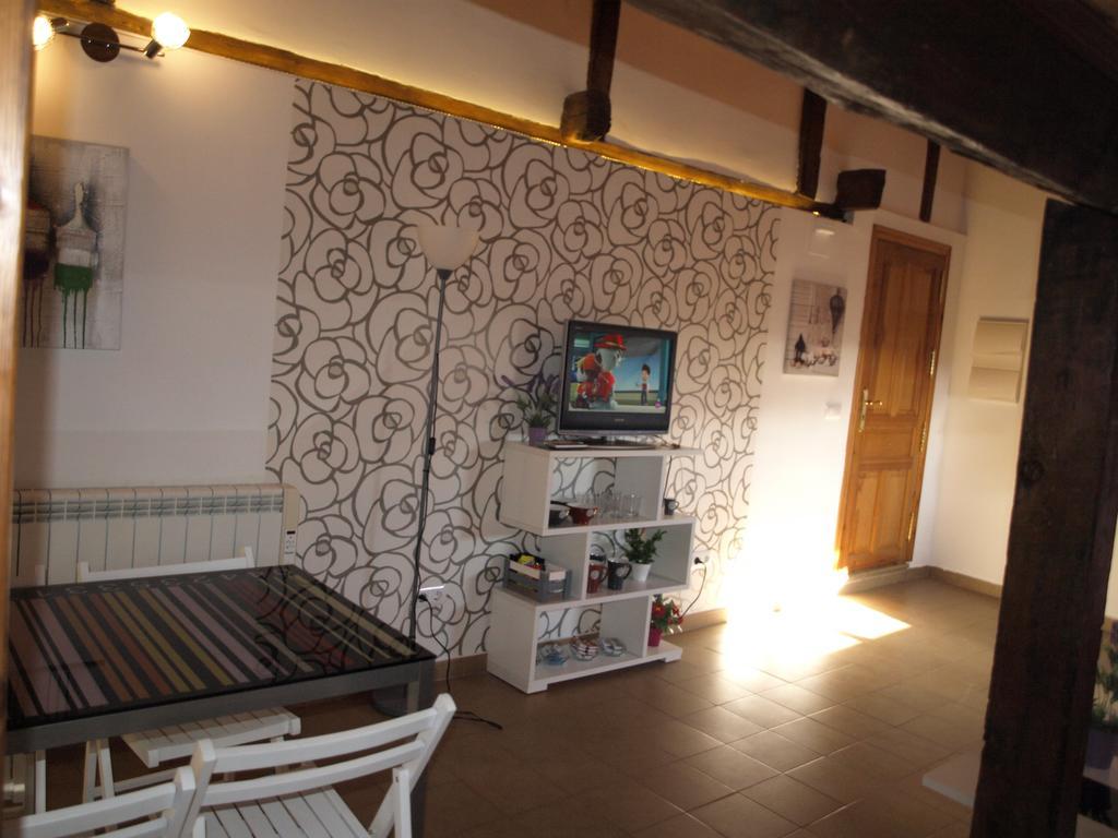 Apartamento Entrehoces Plaza Mayor クエンカ エクステリア 写真